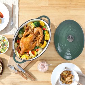 Porcelain-enameled cast iron pot B1